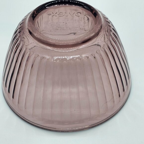 Pyrex Sculptured Cranberry Serving Bowl 6" ribbed patterned glass translucent - Picture 2 of 9